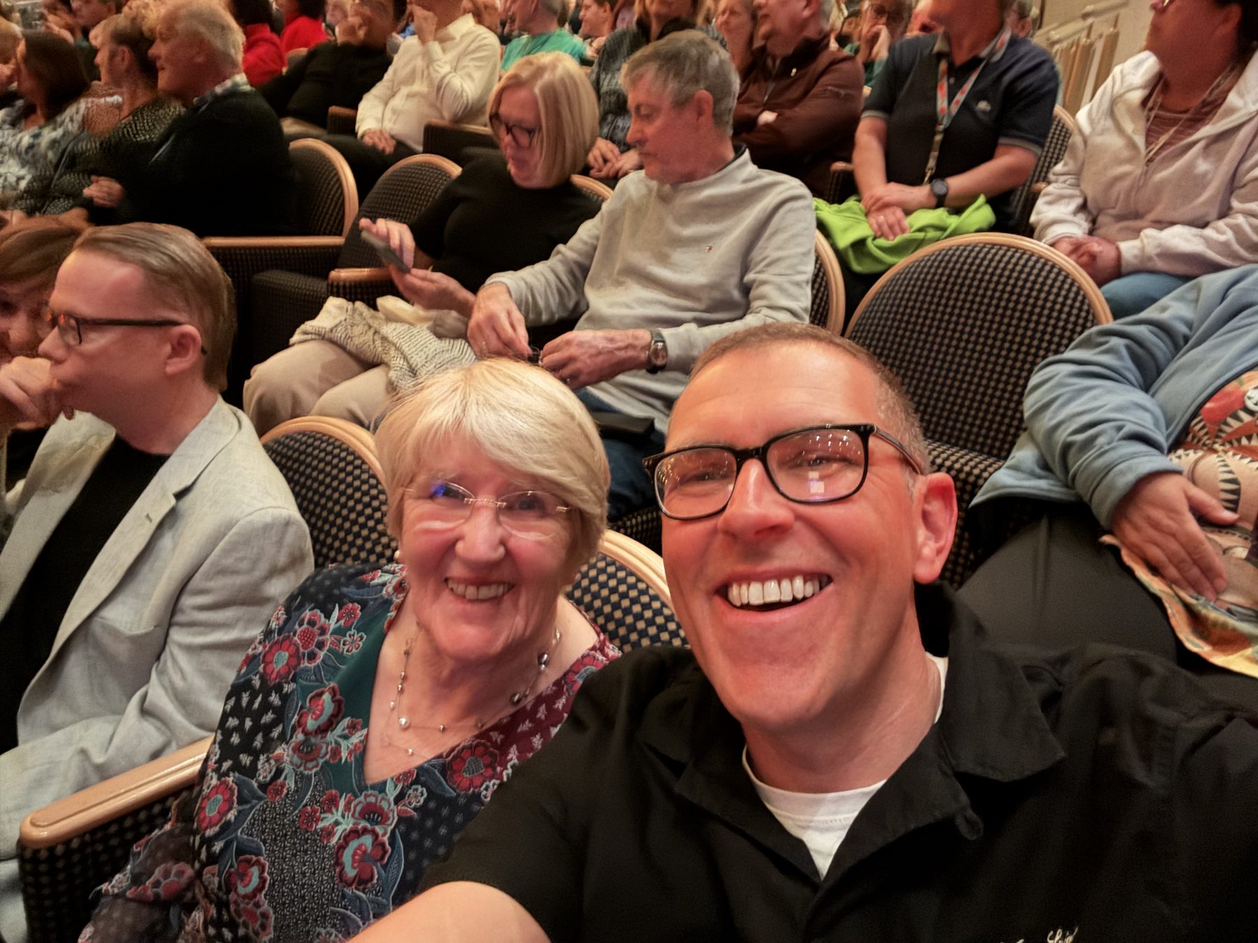 In the theatre for the country music band